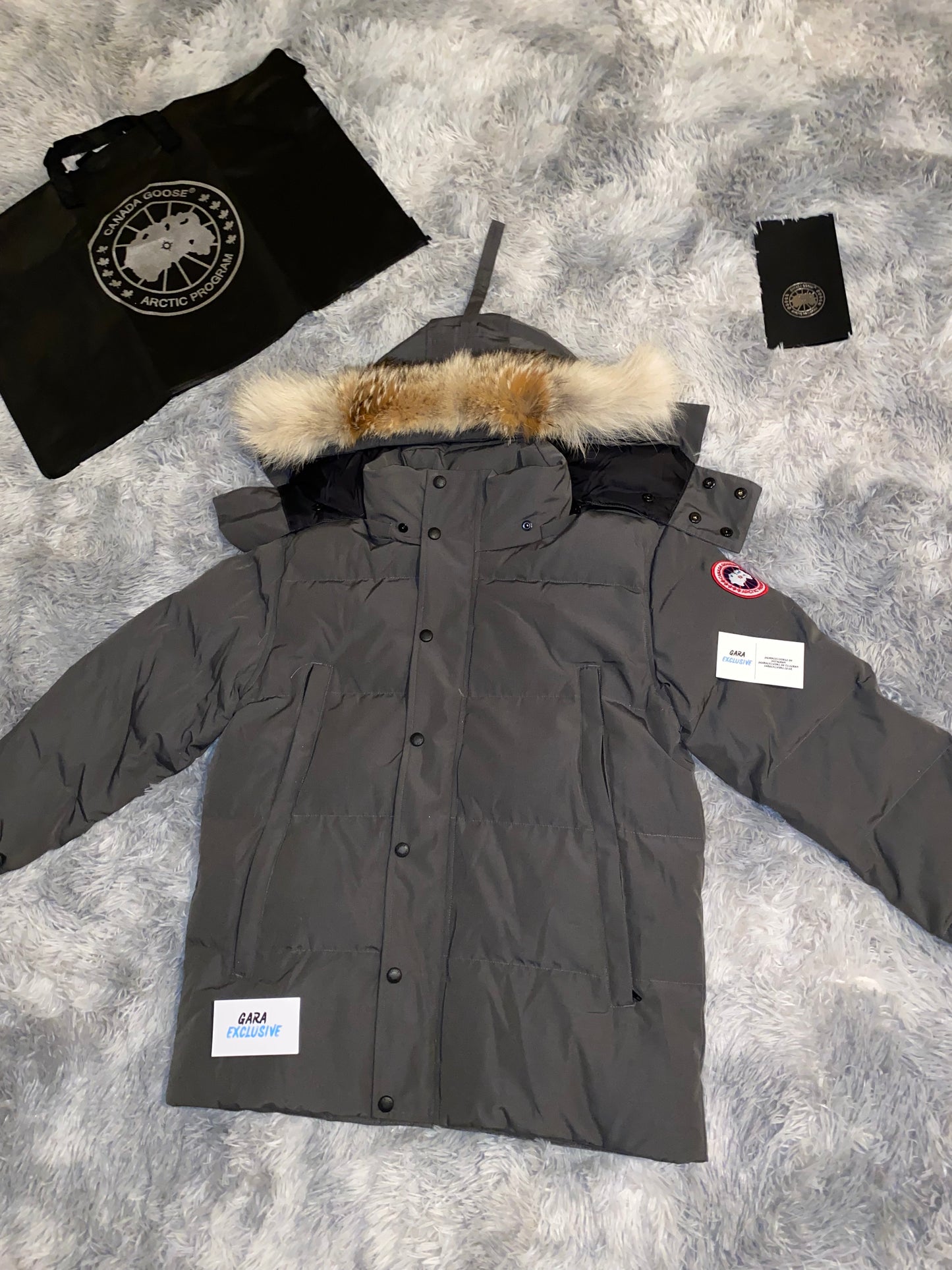 Canada Goose Wyndham Jacket Graphite Red Badge Next Day