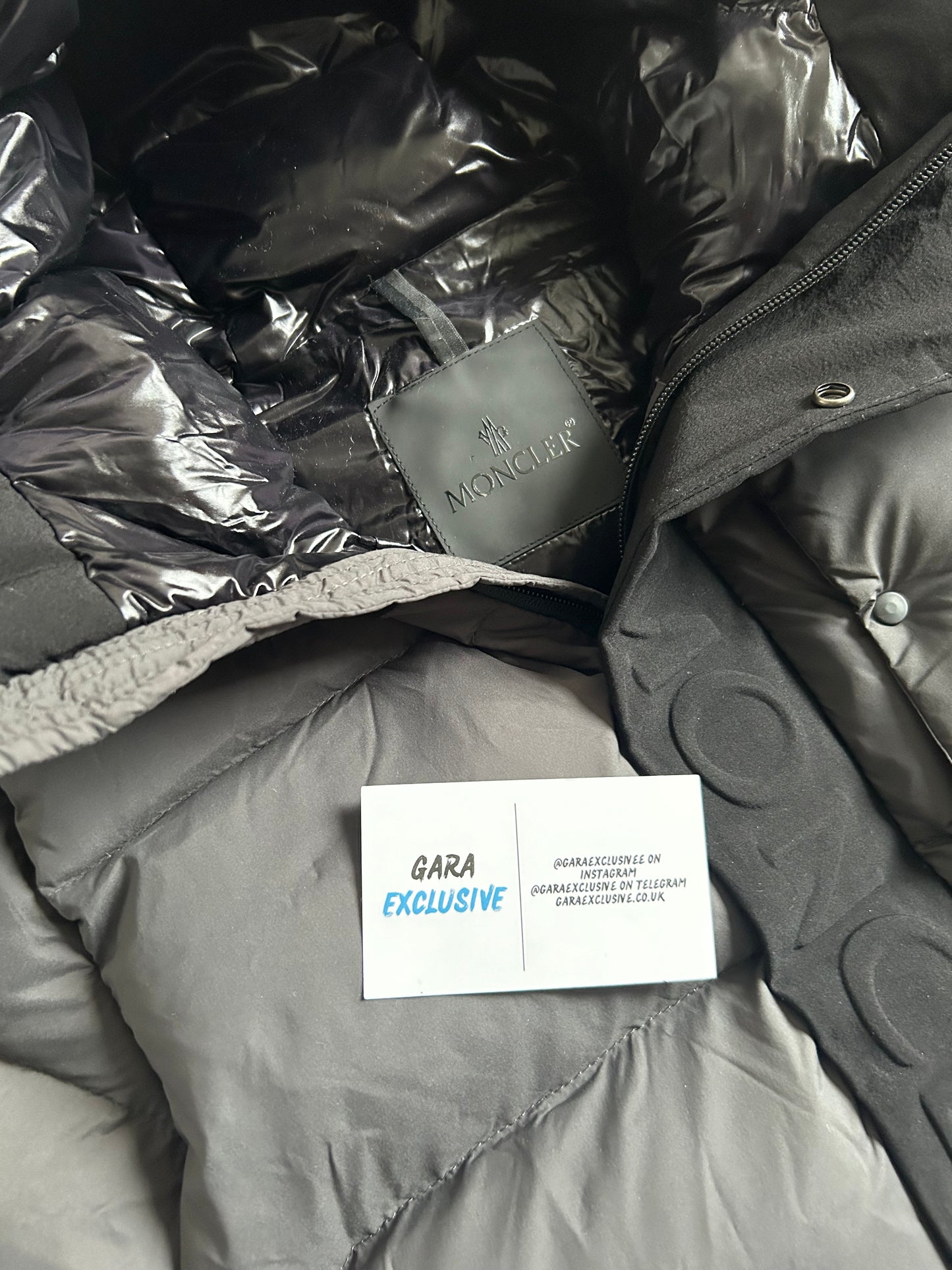 Moncler Madeira Down Jacket - Grey