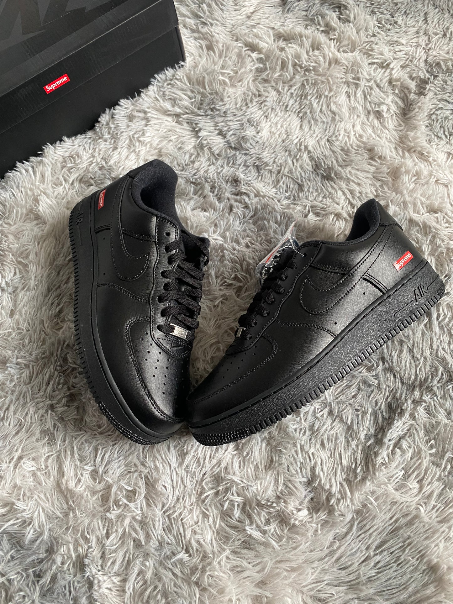 Supreme x Nike Air Force 1 Low 'Box Logo - Black' Next Day