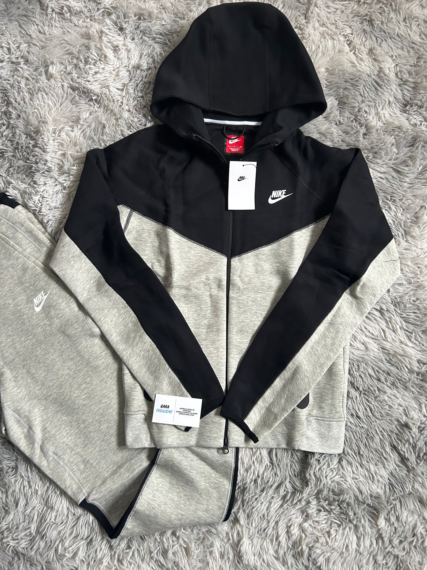 Nike Tech Fleece Black/Grey Next Day